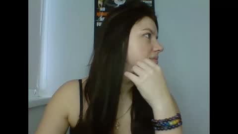 make_mesmile online show from 02/15/26, 07:51