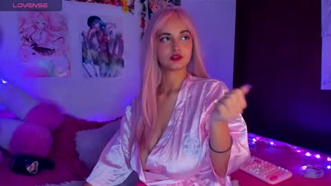 Maki Sins online show from 10/20/25, 04:24