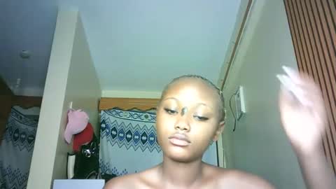 Eva online show from 04/08/26, 03:17