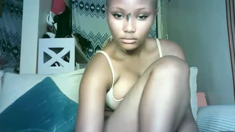 Eva online show from 04/09/26, 10:48