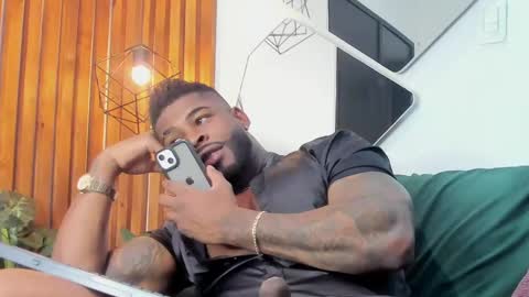 Makonnen online show from 02/12/25, 01:30