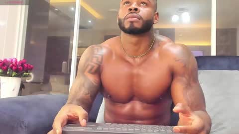 Makonnen online show from 02/21/25, 08:51