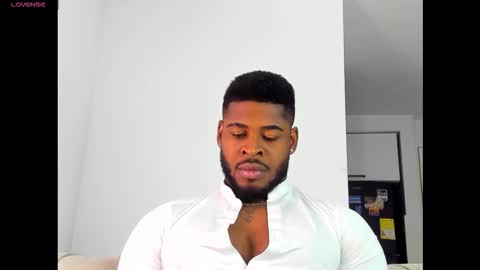 Makonnen online show from 12/22/25, 10:51