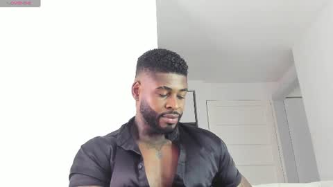 Snapshot of makonneen chatting on 07/11/26, 08:33 Makonnen online show from 07/11/26, 08:33