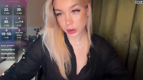 maksisisia online show from 11/15/25, 04:58