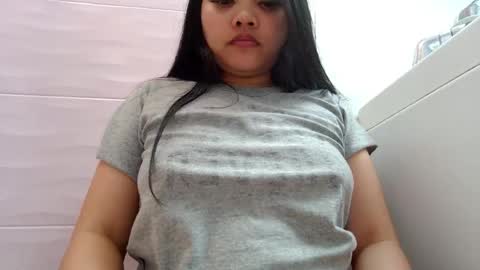 Snapshot of makulato chatting on 05/20/26, 02:56 Maya online show from 05/20/26, 02:56