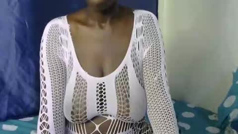 malaika_musa online show from 09/12/25, 06:30