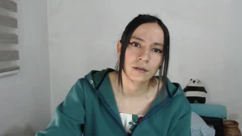 Mariapau online show from 04/25/26, 01:41