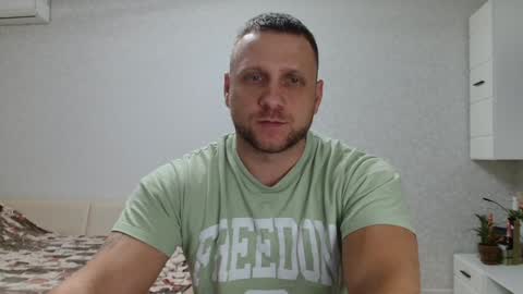 malchyshka online show from 01/04/25, 03:17