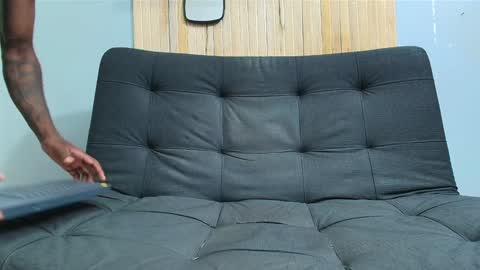 Snapshot of malcompierce chatting on 01/28/25, 04:18 Malcom online show from 01/28/25, 04:18