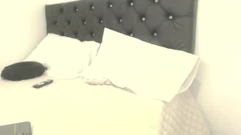 Snapshot of malcompierce chatting on 02/26/25, 02:15 Malcom online show from 02/26/25, 02:15