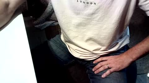 malebitch99999 online show from 09/16/25, 06:14