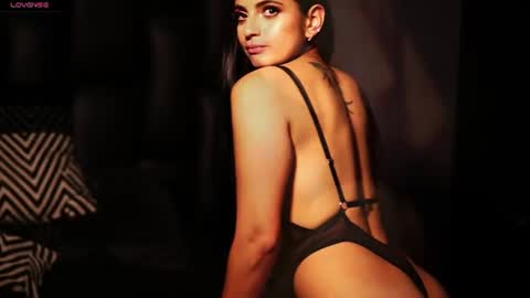 Snapshot of malejadiaz_ chatting on 06/11/26, 06:28 Maleja Diaz online show from 06/11/26, 06:28