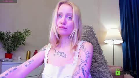 Malena online show from 01/25/25, 01:41