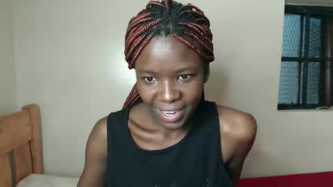 Snapshot of malia_latifa chatting on 02/04/26, 01:00 lati online show from 02/04/26, 01:00