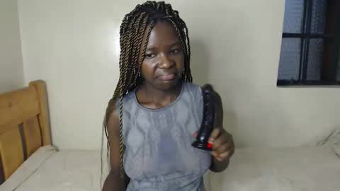 Snapshot of malia_latifa chatting on 02/24/26, 01:31 lati online show from 02/24/26, 01:31