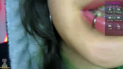 Snapshot of malicia_witch_ chatting on 03/08/25, 03:06 Mar Alicia Rosie v A L I C I A W I T C - Meg Cherie online show from 03/08/25, 03:06