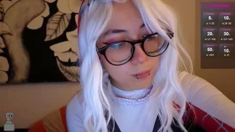 Snapshot of malicia_witch_ chatting on 10/23/25, 04:12 Mar Alicia Rosie v A L I C I A W I T C - Meg Cherie online show from 10/23/25, 04:12