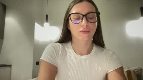 Snapshot of malina568708 chatting on 12/17/24, 05:04 malina568708 online show from 12/17/24, 05:04