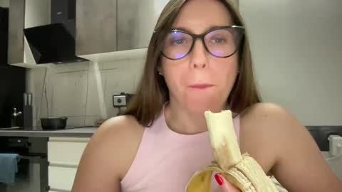 Snapshot of malina568708 chatting on 01/18/25, 03:49 malina568708 online show from 01/18/25, 03:49