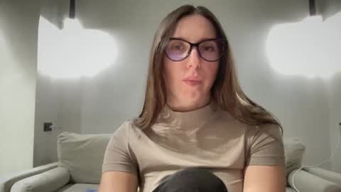 Snapshot of malina568708 chatting on 02/12/25, 03:38 malina568708 online show from 02/12/25, 03:38