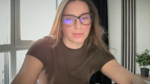 Snapshot of malina568708 chatting on 02/25/25, 03:16 malina568708 online show from 02/25/25, 03:16