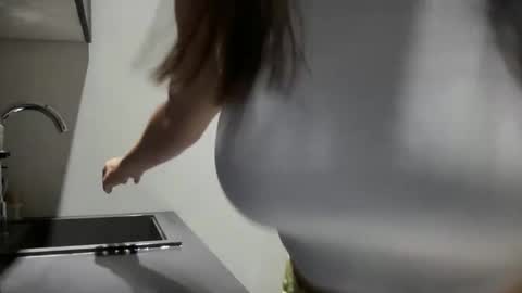 Snapshot of malina568708 chatting on 09/13/25, 06:29 malina568708 online show from 09/13/25, 06:29