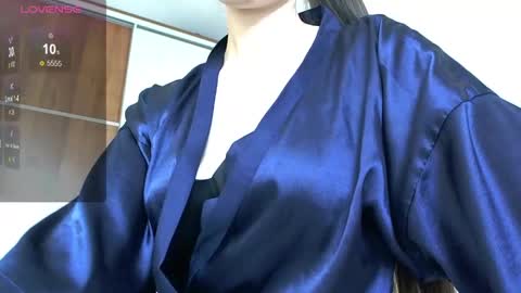 malinka_sweet19 online show from 04/17/26, 06:49