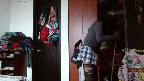 Malita online show from 10/15/25, 03:34