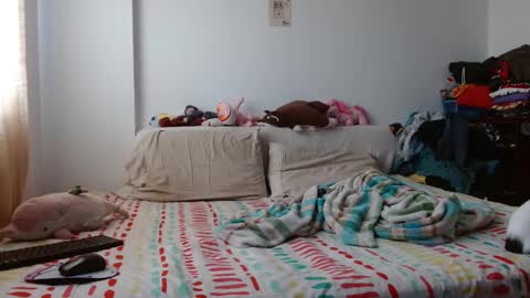 Malita online show from 12/19/25, 04:47