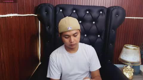 maliyah_vaughan online show from 04/26/26, 02:48