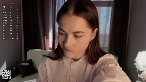 Snapshot of mallieangelini chatting on 07/11/26, 04:04 Mia online show from 07/11/26, 04:04