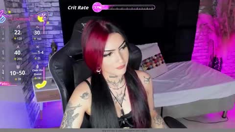 Snapshot of mallory_dietlinde chatting on 12/14/25, 03:56 mallory_dietlinde online show from 12/14/25, 03:56