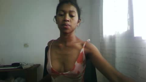 Malluna online show from 03/25/26, 07:14