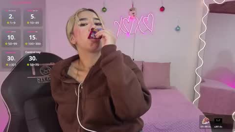 Malory  online show from 01/06/26, 07:06