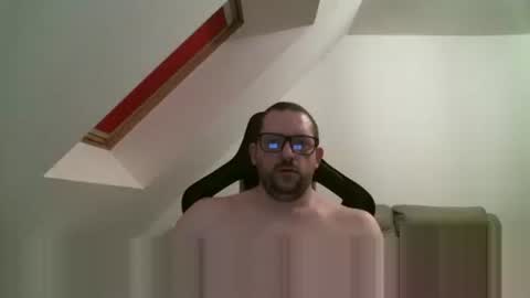 breton online show from 02/12/26, 03:01