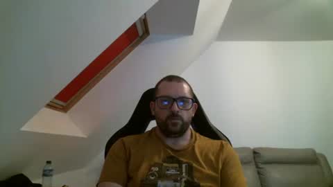 breton online show from 05/03/26, 08:37