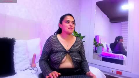 Milu online show from 04/10/26, 03:45