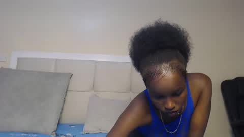 mamaa online show from 02/11/25, 12:37