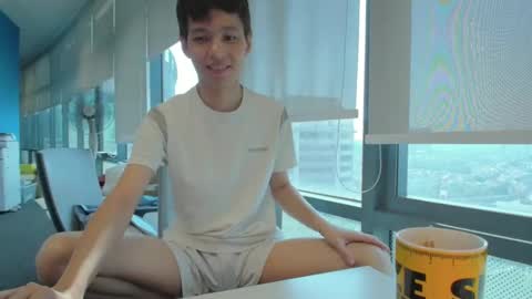 Andrew Ooi online show from 04/18/26, 02:37