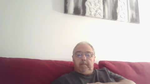 Snapshot of mambow99 chatting on 10/04/25, 07:12 OLDMANFREE online show from 10/04/25, 07:12