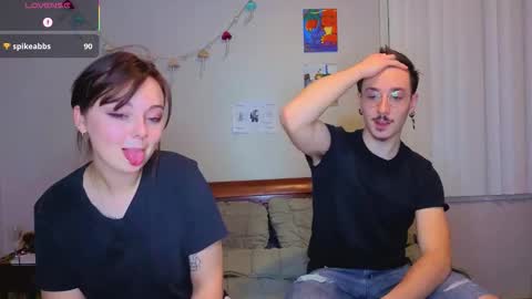 MamiCloudz online show from 11/12/25, 01:39