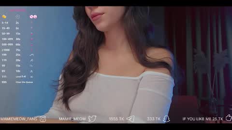 Snapshot of mamiemeow chatting on 09/25/25, 11:47 Your Miss Alice online show from 09/25/25, 11:47