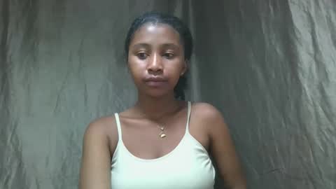 mamieriela online show from 04/14/26, 05:30