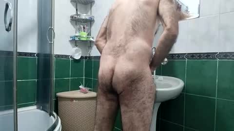 Snapshot of mamuka157 chatting on 10/01/25, 02:39 mamuka157 online show from 10/01/25, 02:39