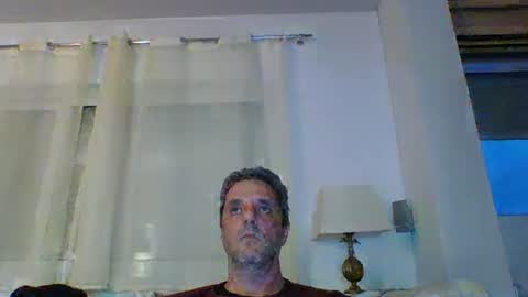 Snapshot of man211172 chatting on 02/02/25, 04:00 man211172 online show from 02/02/25, 04:00