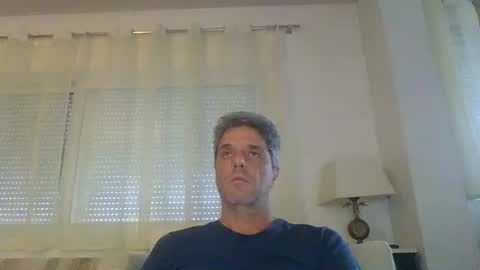 Snapshot of man211172 chatting on 10/12/25, 03:11 man211172 online show from 10/12/25, 03:11