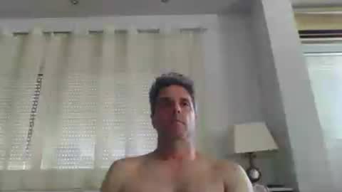 Snapshot of man211172 chatting on 06/21/26, 01:46 man211172 online show from 06/21/26, 01:46