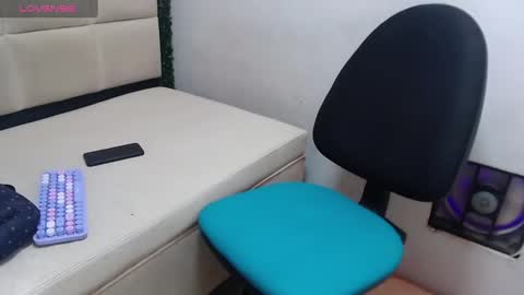 man_san11 online show from 12/31/24, 11:17