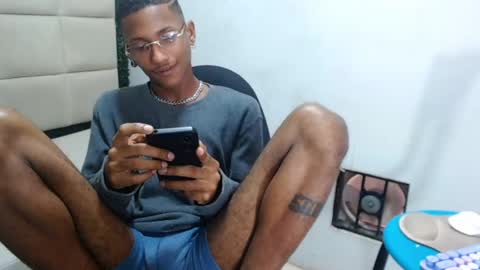 man_san11 online show from 01/09/25, 07:18